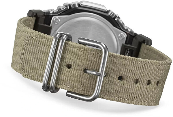Hodinky Casio GM-2100C-5A Utility Metal Collection